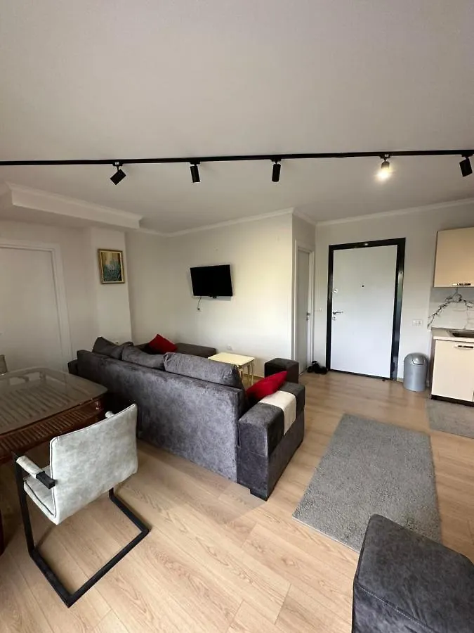 Top Floor Fafa Premium Apartments With Elevator Golem